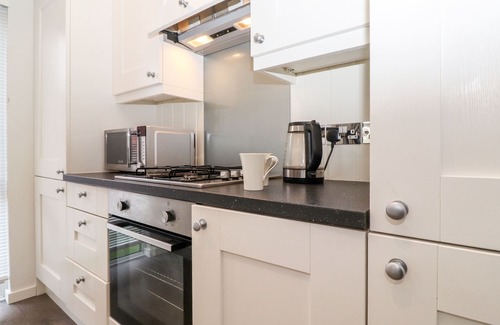 Bowness-on-Windermere Cottage | BOWNESS BAY LODGE, family friendly in Bowness-On-Windermere