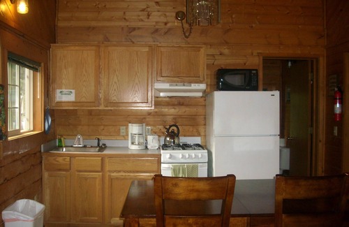 Bear Creek Cabin | Box Canyon Cabins