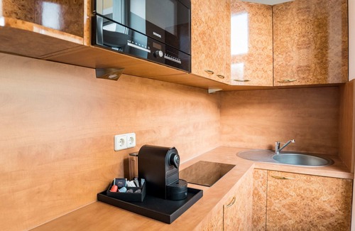 Friedrichshain Apartment | Boxi Studios Berlin S