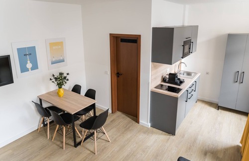Friedrichshain Apartment | Boxi Studios Berlin S