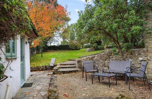 Axminster House | Boxkite - Uk50127