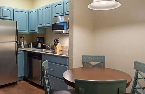 Boyne Falls Villa | Boyne Mountain 1 BR Condo (A), Full Kitchen, in-unit washer/dryer, fireplace