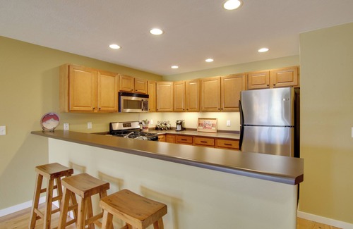 Four Corners Condo | Bozeman Condo w/Grill ~ 2 Mi to Hot Springs!