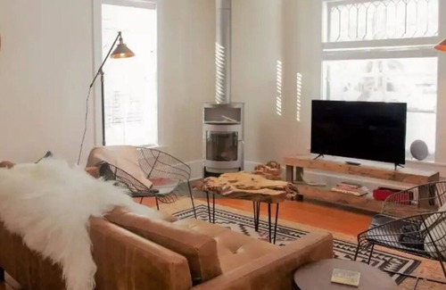 Downtown Bozeman House | Bozeman Experience-Walk downtown