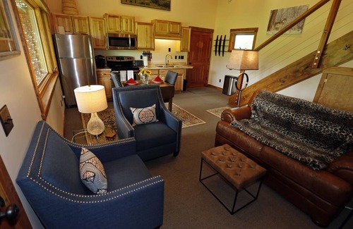 Bozeman Apartment | Bozeman's Wildside Haven close to Montana State, trails, Museum of the Rockies.