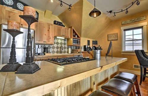 Bozeman House | Bozeman secluded LUXURY home with AMAZING Bridger Mtn. Views