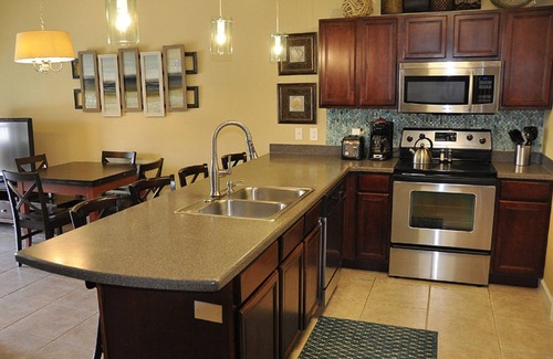 Fort Walton Beach - Destin Condo | BR-313-PREPAID BEACH SERVICE- NEW LR FURNITURE-LOVELY VIEWS-OWNER MANAGED