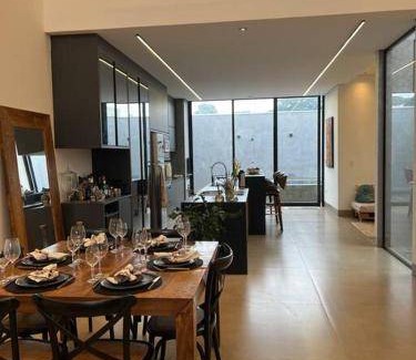 Maringa House | 200 m² House ∙ 1 bedroom ∙ 6 guests