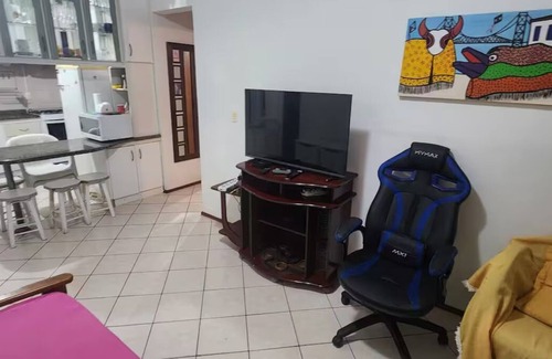 Ingleses do Rio Vermelho Apartment | Ingleses beach apartment 1 bedroom beach/pool garage