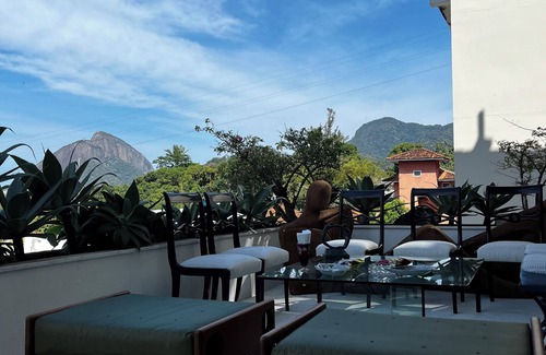 Lagoa House | Stunning House with the Lagoa and Cristo views