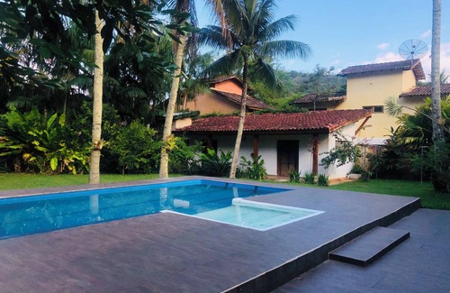Sao Sebastiao House | Comfortable house in São Sebastião - 80 m from Santiago beach