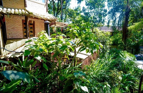 Praia de Santiago Apartment | Casa Caiçara Veio do Rio Quarto Casal 04 Quarto Privativo Pousada São Sebastião