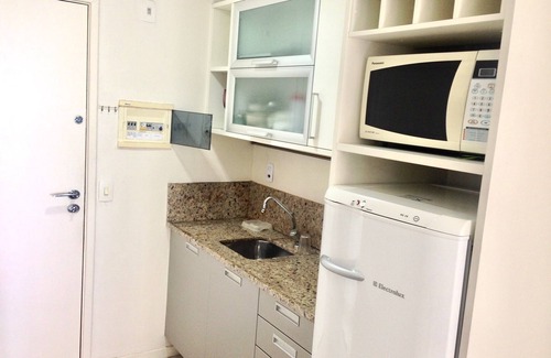 Recreio dos Bandeirantes Apartment | Ninho de Gaivotas ! Villa del Sol Resort, Macumba Surf Beach !