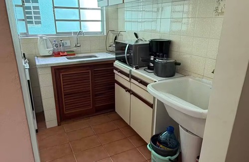 Tenorio Apartment | Praia Grande - Right on the sand (30 meters from the shore)