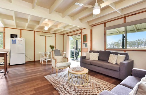 Rothbury House | Bracken Ridge Vineyard - The Athabascan - Villa 5