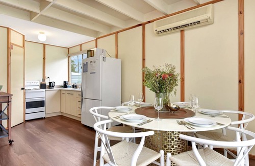 Rothbury House | Bracken Ridge Vineyard - The Athabascan - Villa 5