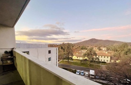Braddon Apartment | Braddon Bliss - Modern 1Bd 1Bth Haven