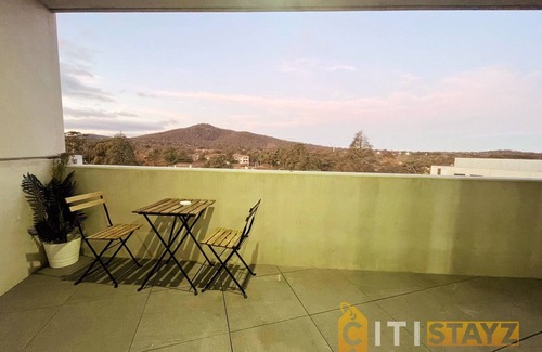 Braddon Apartment | Braddon Bliss - Modern 1Bd 1Bth Haven