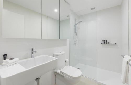 Melbourne Central Business District Hotel | Brady Apartment Hotel Hardware Lane