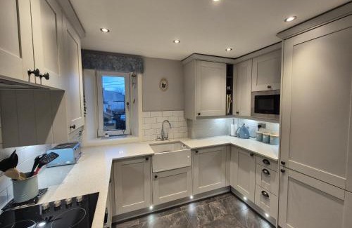 Largs House | Brae View Coastal Gem