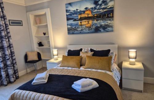 Largs House | Brae View Coastal Gem
