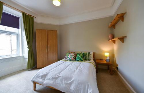 Largs House | Brae View Coastal Gem