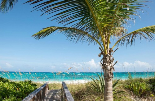 Double Bay House | Brambles House by Eleuthera Vacation Rentals