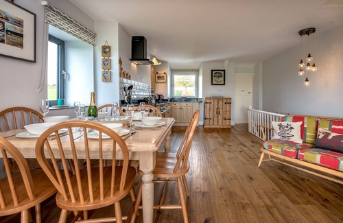 Llanengan House | Brambles - Three Bedroom House, Sleeps 5