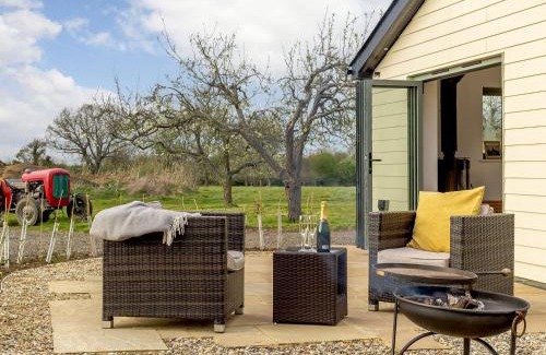 North Weald House | Bramley Cottage
