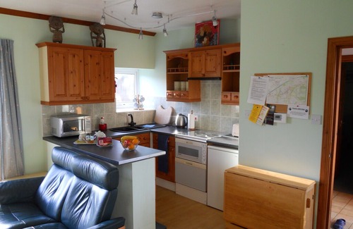 Forres Cottage | "Bramley Cottage" Self catering 1 bedroom - near town centre