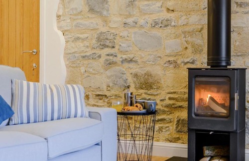 Badgworth House | Bramley - Uk30387