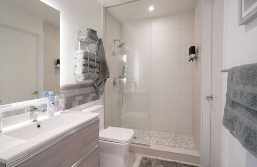 The Roads Apartment | Brand New 1/1 Apartment in Brickell with parking