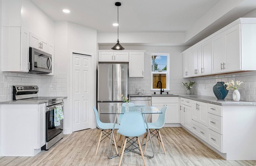 Mount Baker House | Brand New 2-bedroom 2-bathroom house with WiFi, AC in delightful Seattle