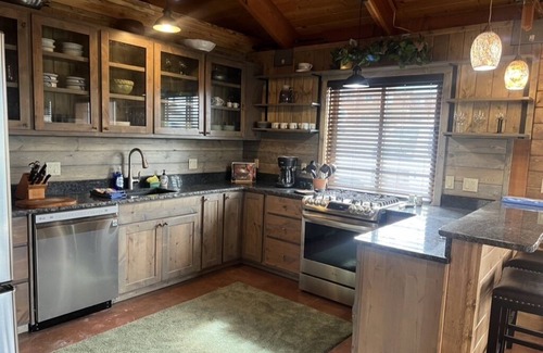 Bonners Ferry House | Brand new 2 story, 2 bedroom unit in custom-designed barn!