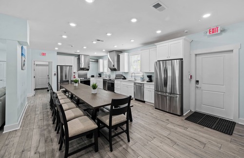 Myrtle Beach House | Brand New 20beds/19baths near MB Attractions/Airport Pvt Pool 350ft to beach