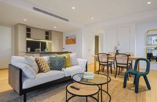 Macquarie Park Apartment | Brand new 2BD Modern Apt near MQ shopping centre