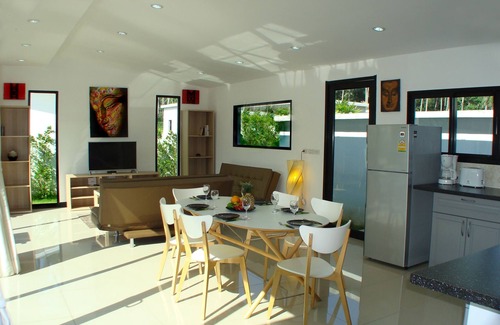 Maret Villa | Brand new 3 bedroom villa 1.5kms from shops