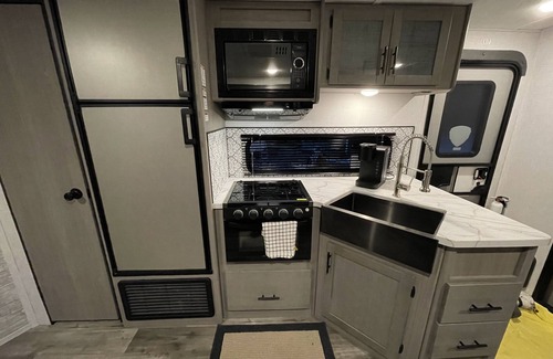 Seward House | Brand new 36’ Coleman RV