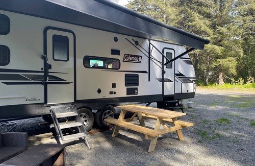 Seward House | Brand new 36’ Coleman RV