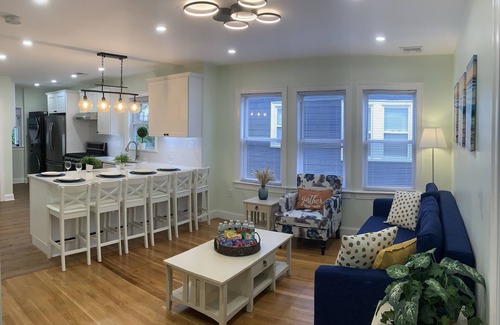 St. Marks Apartment | BRAND NEW 3bds/2bths in a small & friendly neighborhood.nMins away from Boston.