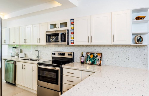 Villarreal House | Brand new 3BR townhome with pool & rancho in Tamarindo