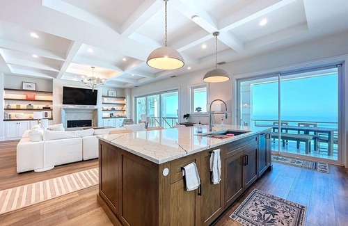 Sunset Beach House | Brand New 5 BR Home on Sunset Beach with Pool