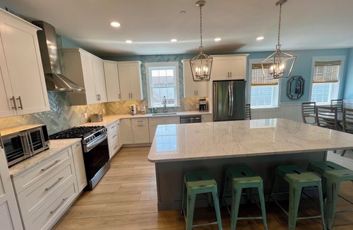 Lewes House | BRAND NEW 7-bed with PRIVATE POOL! Lewes Beach Hideaway, steps to beach & town!