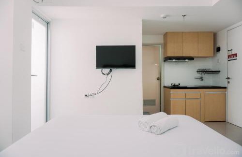 South Tangerang Apartment | Brand New and Nice Studio at Urbantown Serpong Apartment By Travelio