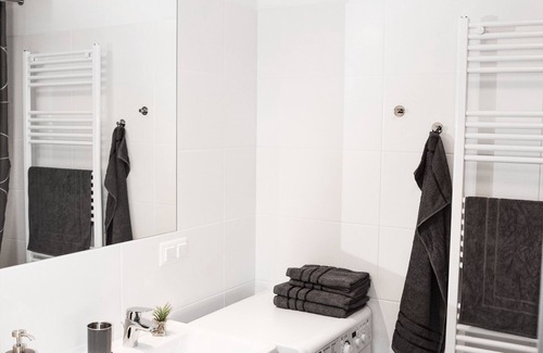 Donaustadt Apartment | Brand New Apartment, Top Location-Near VIC / Danube
