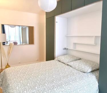Quartier du Gros-Caillou Apartment | Brand New Apartment - Rue Cler Paris