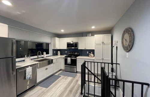 St. Clair County Apartment | Brand new apartment with full kitchen, porch and patio.1 King/1sofa bed/1 bathn