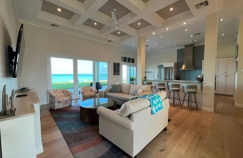 Treasure Cay House | Brand New Beachfront Home in Paradise - Treasure Cay Bahamas