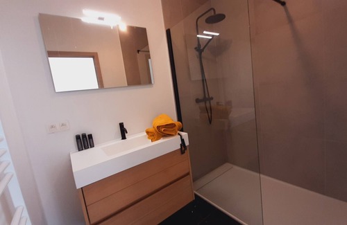 Antwerp Apartment | Brand new beautiful sunny apartment