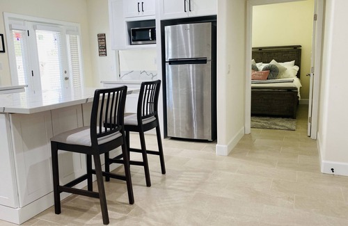 Santa Ana House | Brand new built 2022, 15 mins to Disneyland